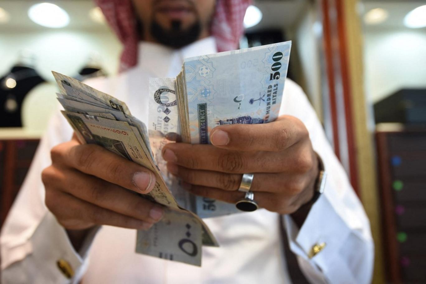 تحديث سعر الريال السعودي مقابل الجنيه المصري والدينار والعملات المختلفة اليوم 14-10