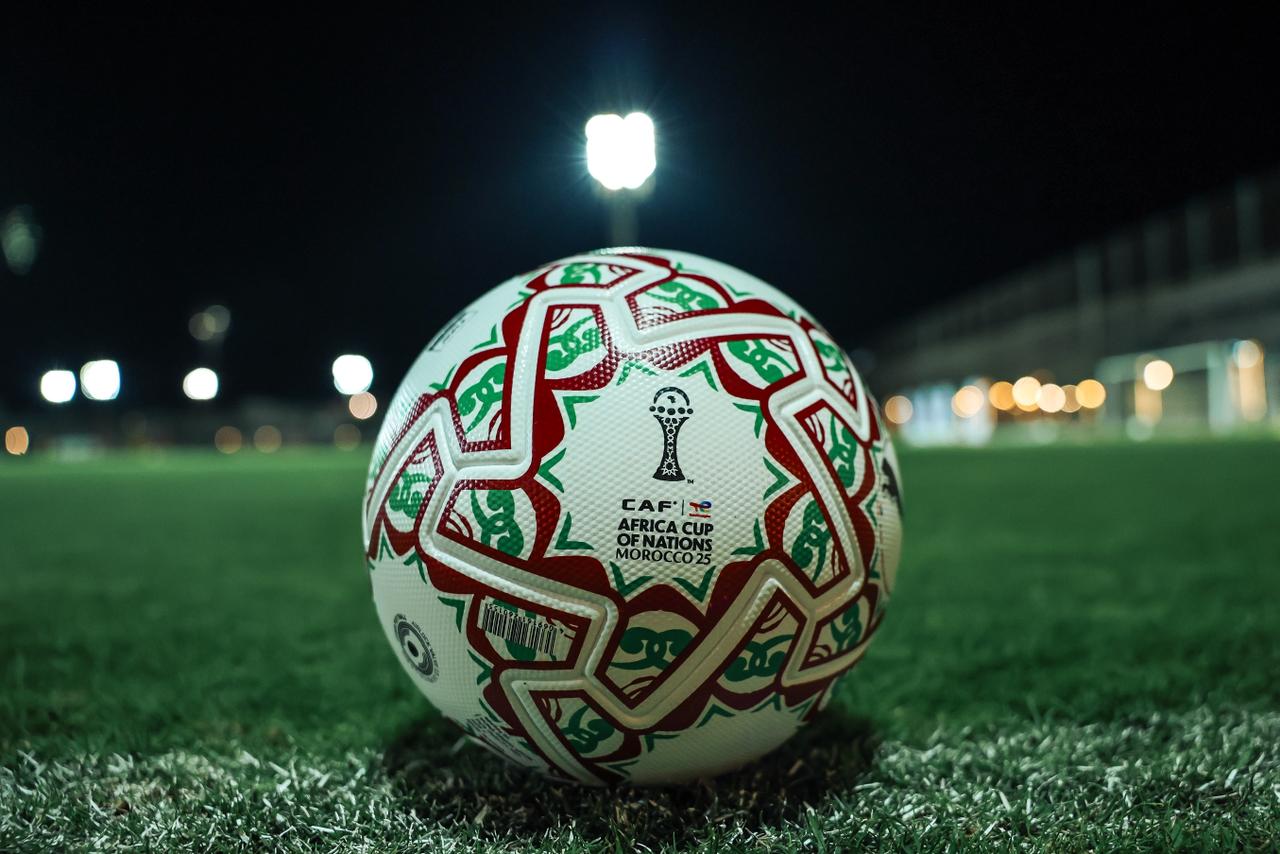 منتخب مصر يتدرب بالكرة الرسمية لأمم إفريقيا (1) منتخب مصر يتدرب بالكرة الرسمية لأمم إفريقيا (1)