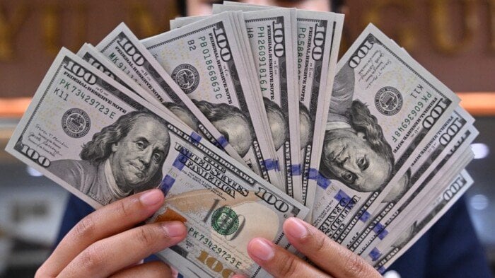 سعر الدولار اليوم