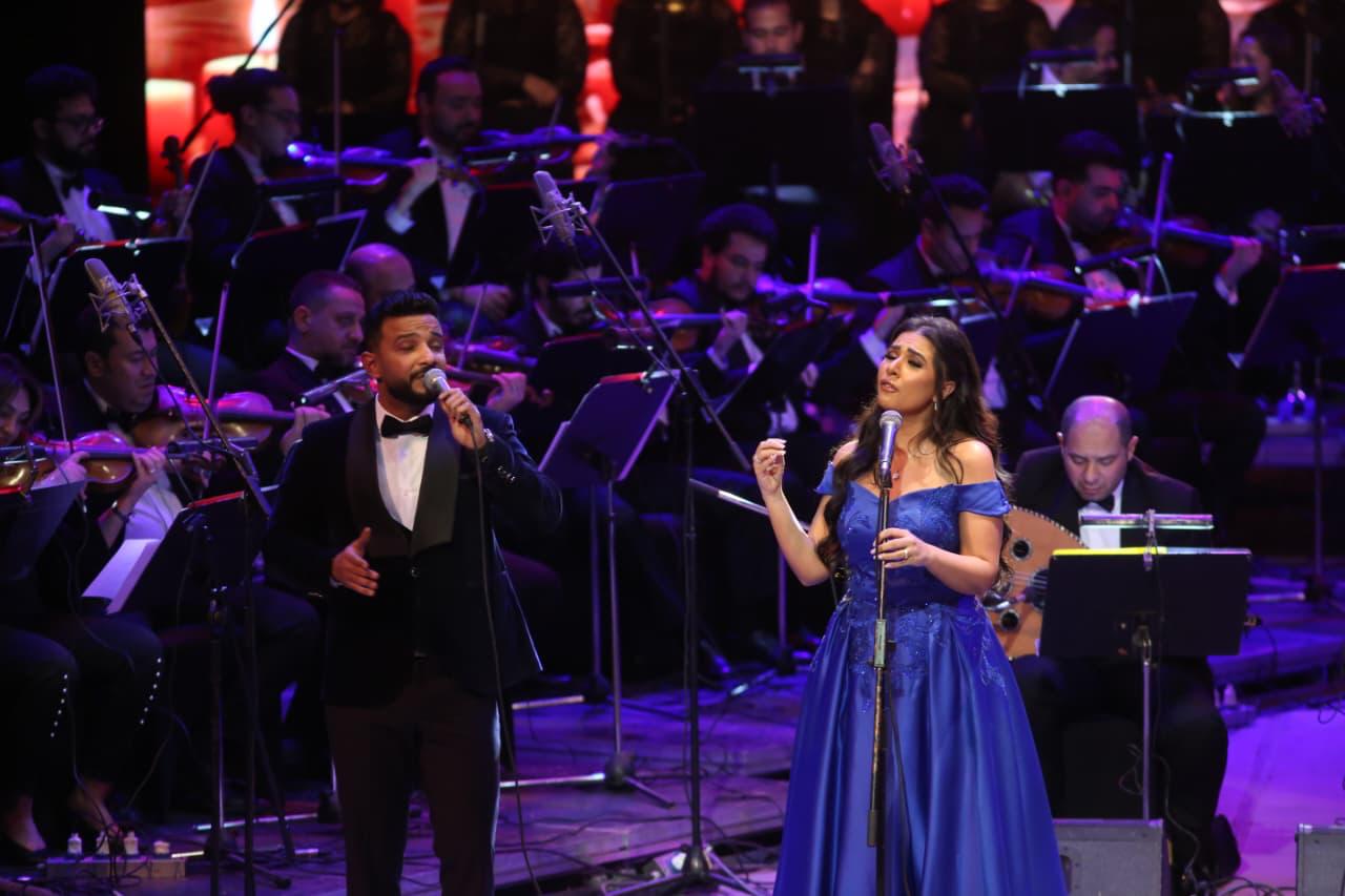 جمهور الأوبرا بين الشجن والرومانسية فى ذكرى حليم (9)