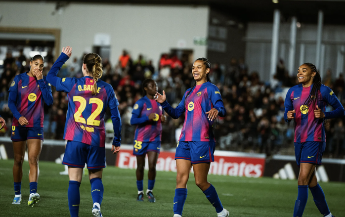 Barcelona đè bẹp Real Madrid trận 